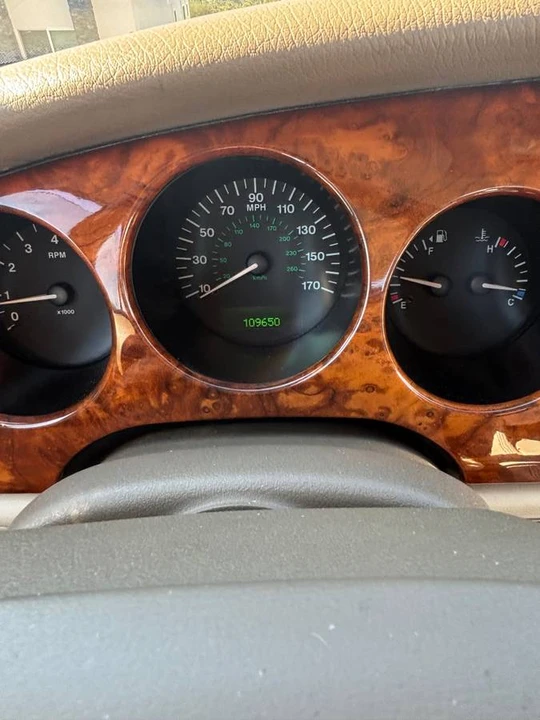 1999 Jaguar X100 XK8 - Image 9 of 12