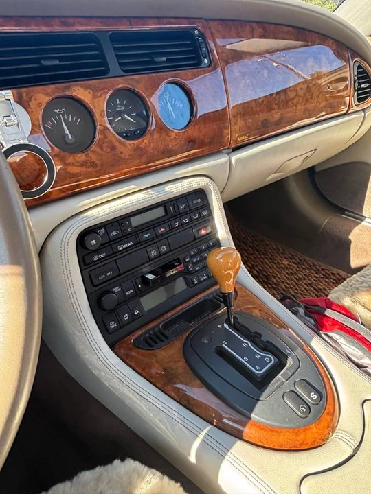 1999 Jaguar X100 XK8 - Image 5 of 12