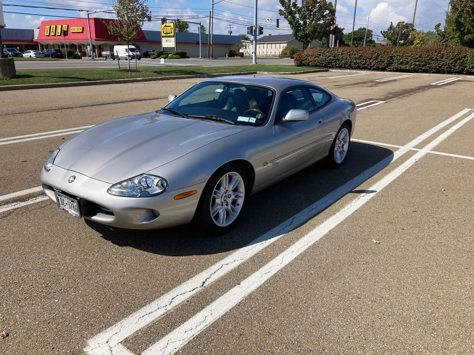1998 Jaguar X100 XK8 - Image 9 of 18