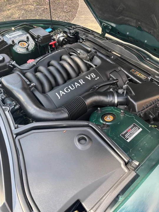 2000 Jaguar X100 XK8 - Image 17 of 24