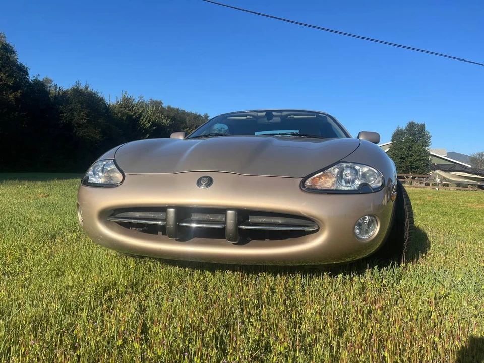 2002 Jaguar X100 XK8 - Image 3 of 23