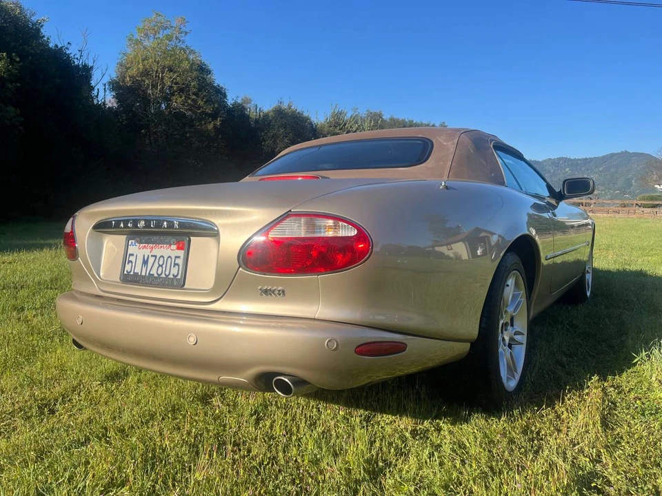 2002 Jaguar X100 XK8 - Image 7 of 23