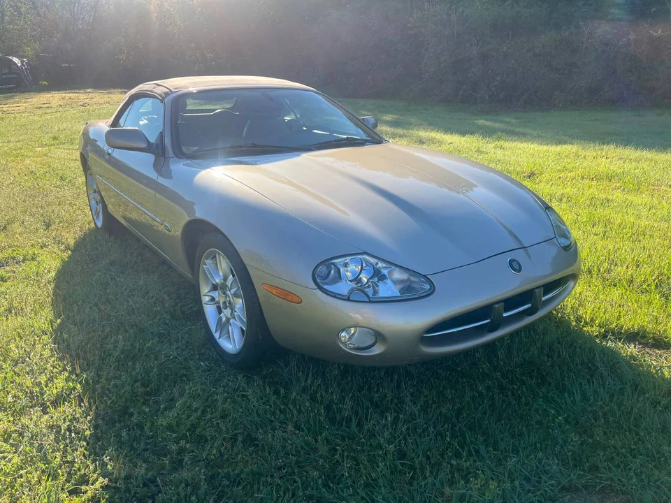 2002 Jaguar X100 XK8 - Image 6 of 23