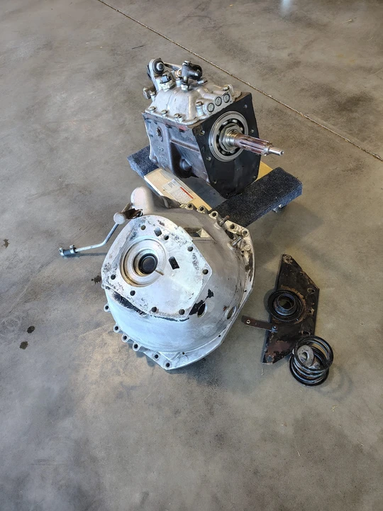 Parts & Memorabilia Gearboxes - Image 2 of 10