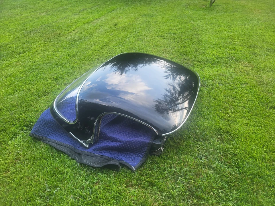 Parts & Memorabilia Bodywork - Image 3 of 26