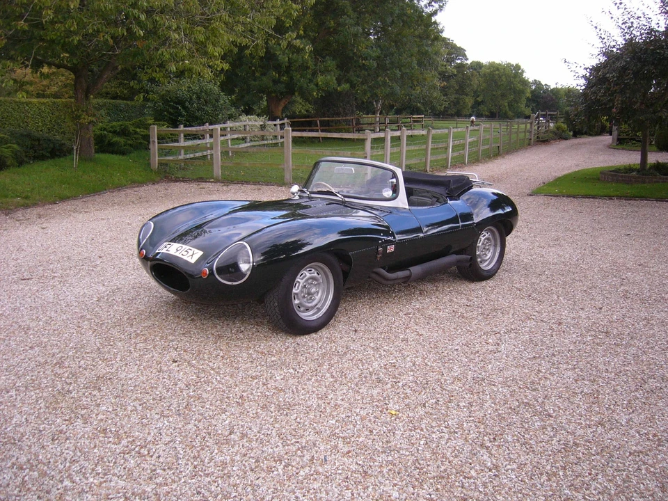 Jaguar Replica - Image 8 of 11