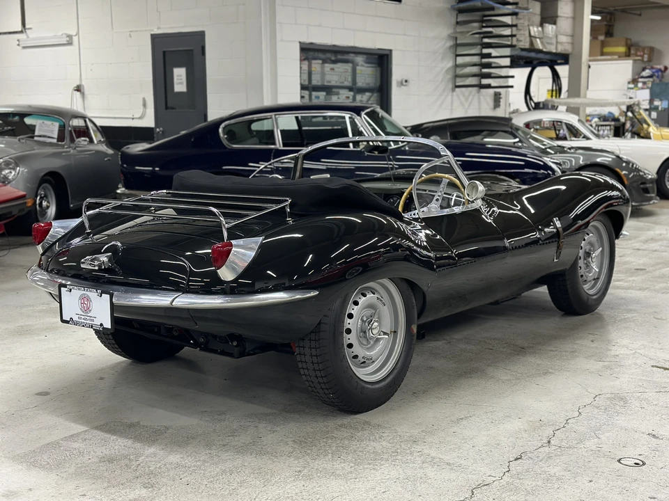 Jaguar Replica - Image 13 of 31