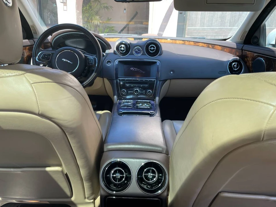 2013 Jaguar X351 XJ - Image 7 of 12