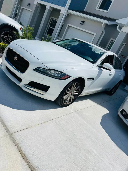2017 Jaguar X260 XF - Image 2 of 7