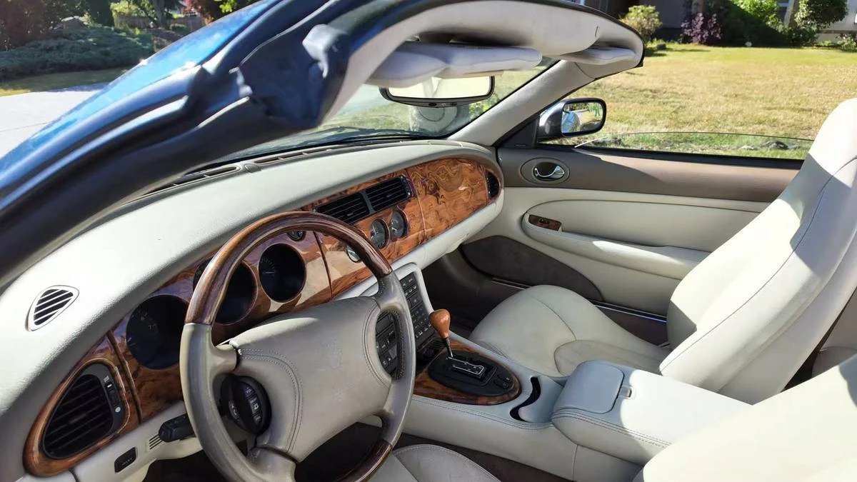 2000 Jaguar X100 XK8 - Image 13 of 18