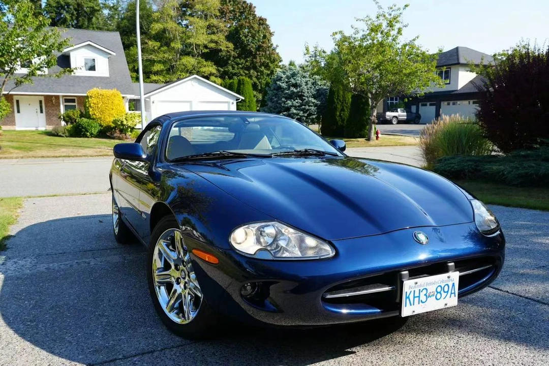 2000 Jaguar X100 XK8 - Image 2 of 18
