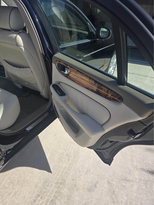 Jaguar X308 XJ - Image 2 of 10