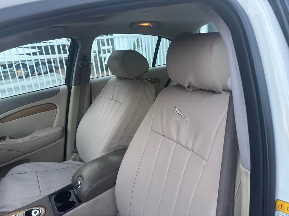 2003 Jaguar S-Type 2nd Gen - Image 6 of 8