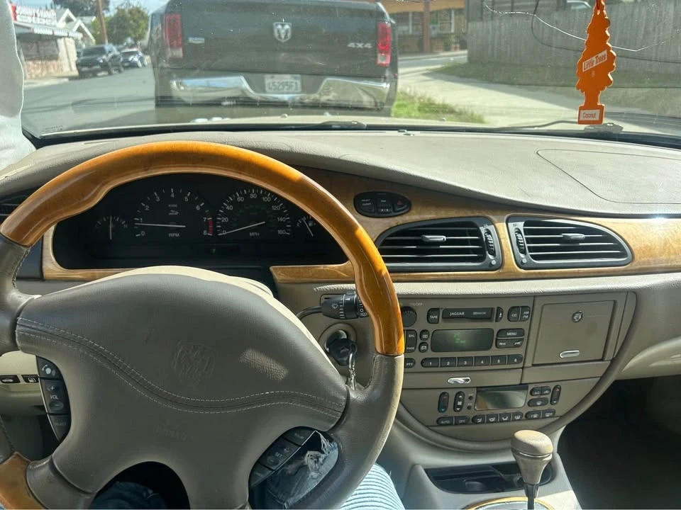 2001 Jaguar S-Type 2nd Gen - Image 5 of 9