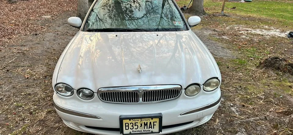 Jaguar X-Type - Image 1 of 4