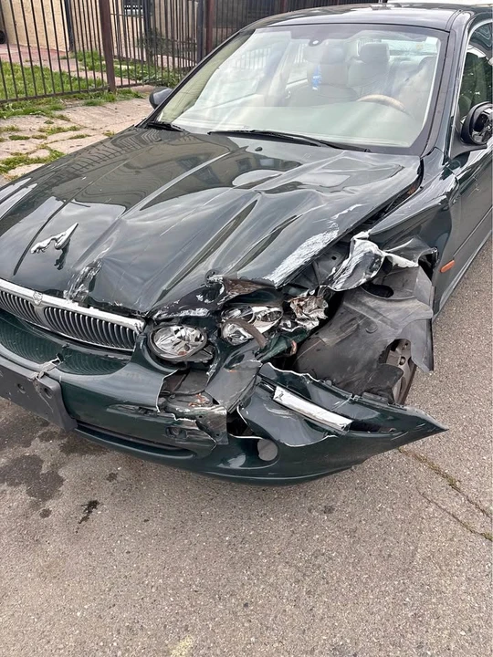 Jaguar X-Type - Image 1 of 1