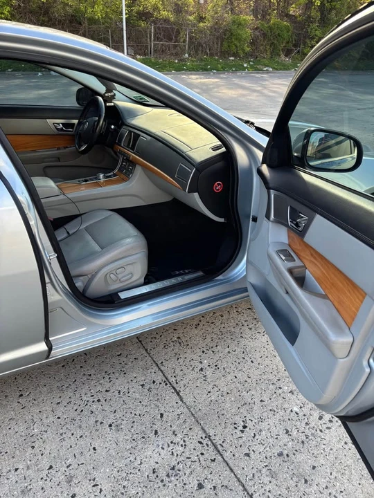 2010 Jaguar X250 XF - Image 10 of 10