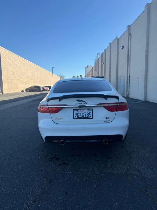 2018 Jaguar X260 XF - Image 9 of 10