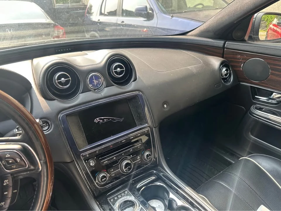 2012 Jaguar X351 XJ - Image 5 of 9