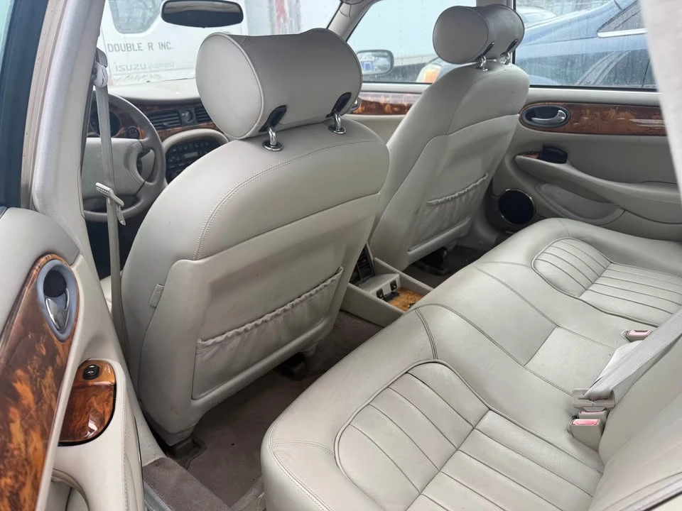 Jaguar X308 XJ - Image 4 of 5