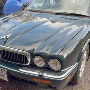 1999 Jaguar XJ8