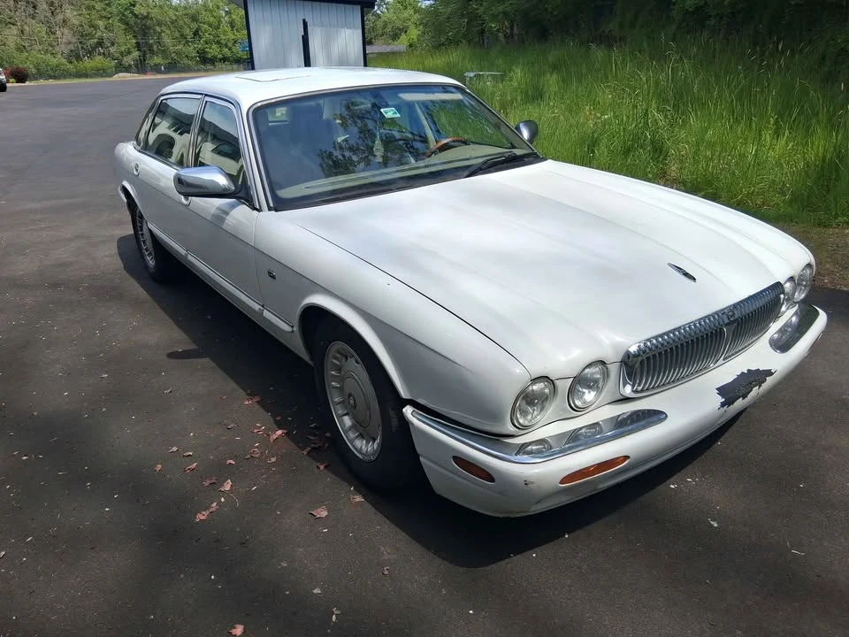 2000 Jaguar X308 XJ - Image 2 of 7