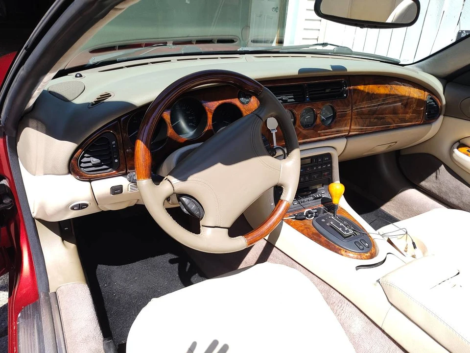 1997 Jaguar X100 XK8 - Image 7 of 7