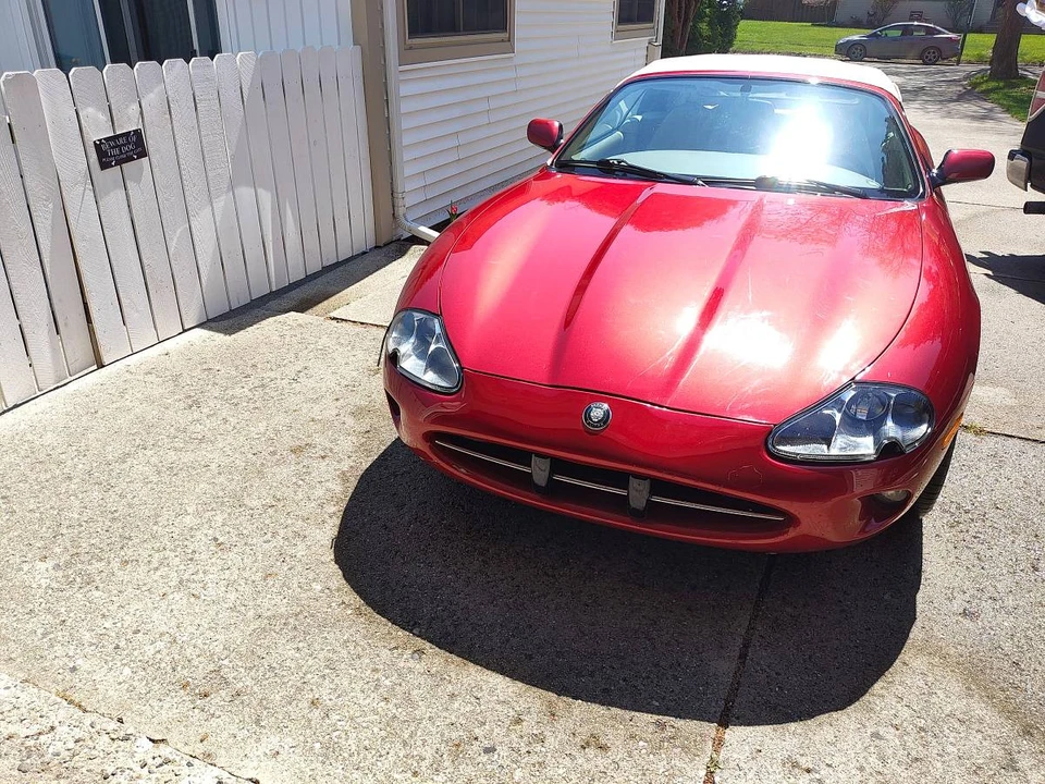 1997 Jaguar X100 XK8 - Image 2 of 7