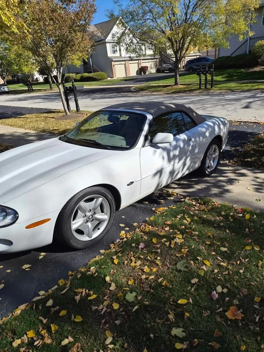 1998 Jaguar X100 XK8 - Image 2 of 10