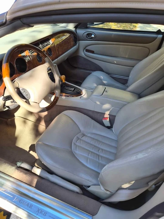 1998 Jaguar X100 XK8 - Image 7 of 10