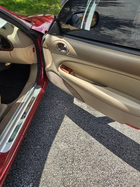 2001 Jaguar X100 XK8 - Image 16 of 20