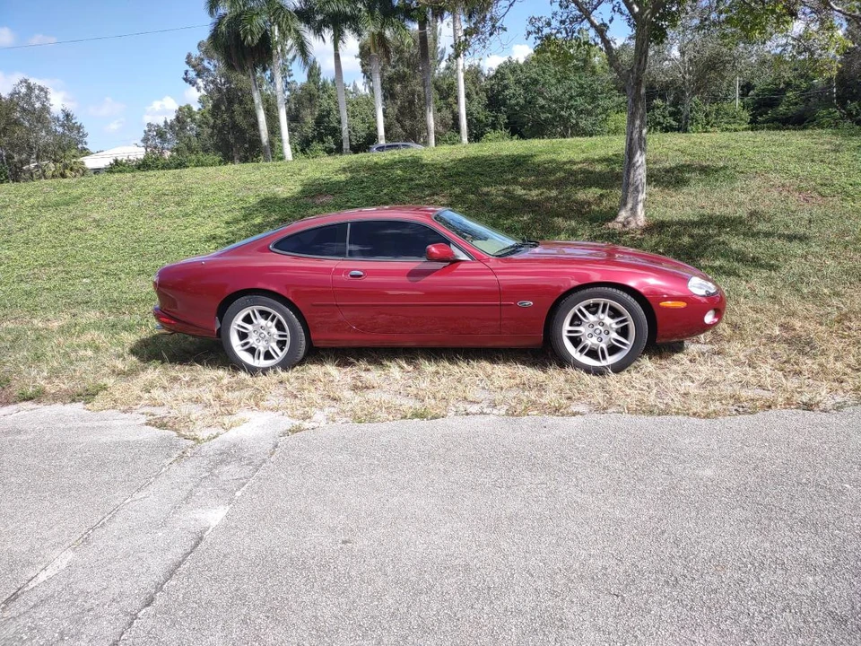 2001 Jaguar X100 XK8 - Image 11 of 20