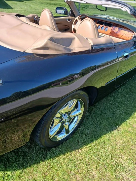 1997 Jaguar X100 XK8 - Image 2 of 6