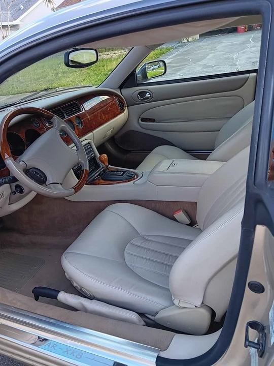 1997 Jaguar X100 XK8 - Image 7 of 10