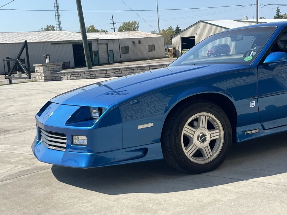 1992 Chevrolet Camaro 3rd Gen - Image 11 of 31