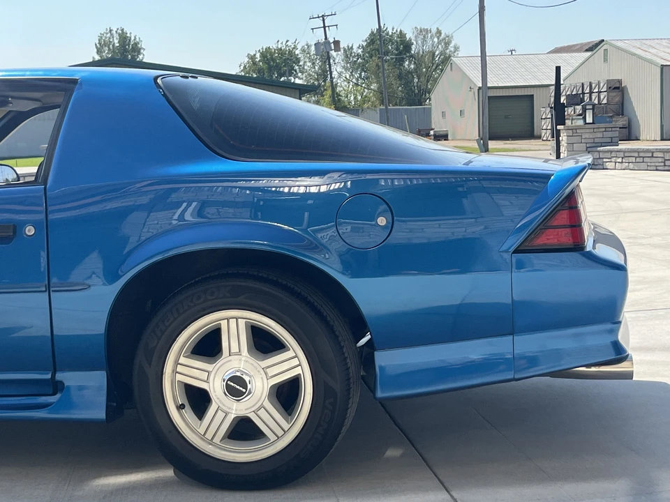 1992 Chevrolet Camaro 3rd Gen - Image 9 of 31