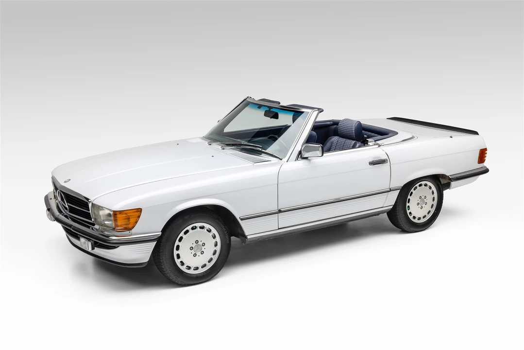 1986 Mercedes-Benz R107 SL-Class - Image 2 of 31
