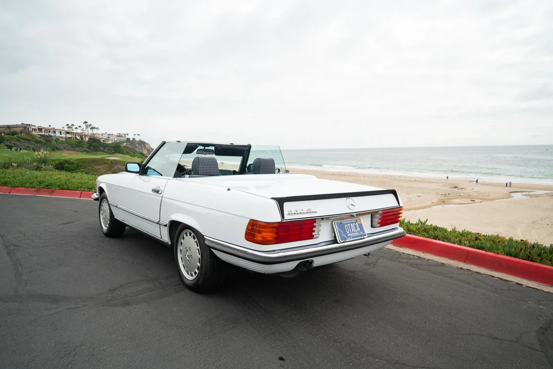 1986 Mercedes-Benz R107 SL-Class - Image 30 of 31