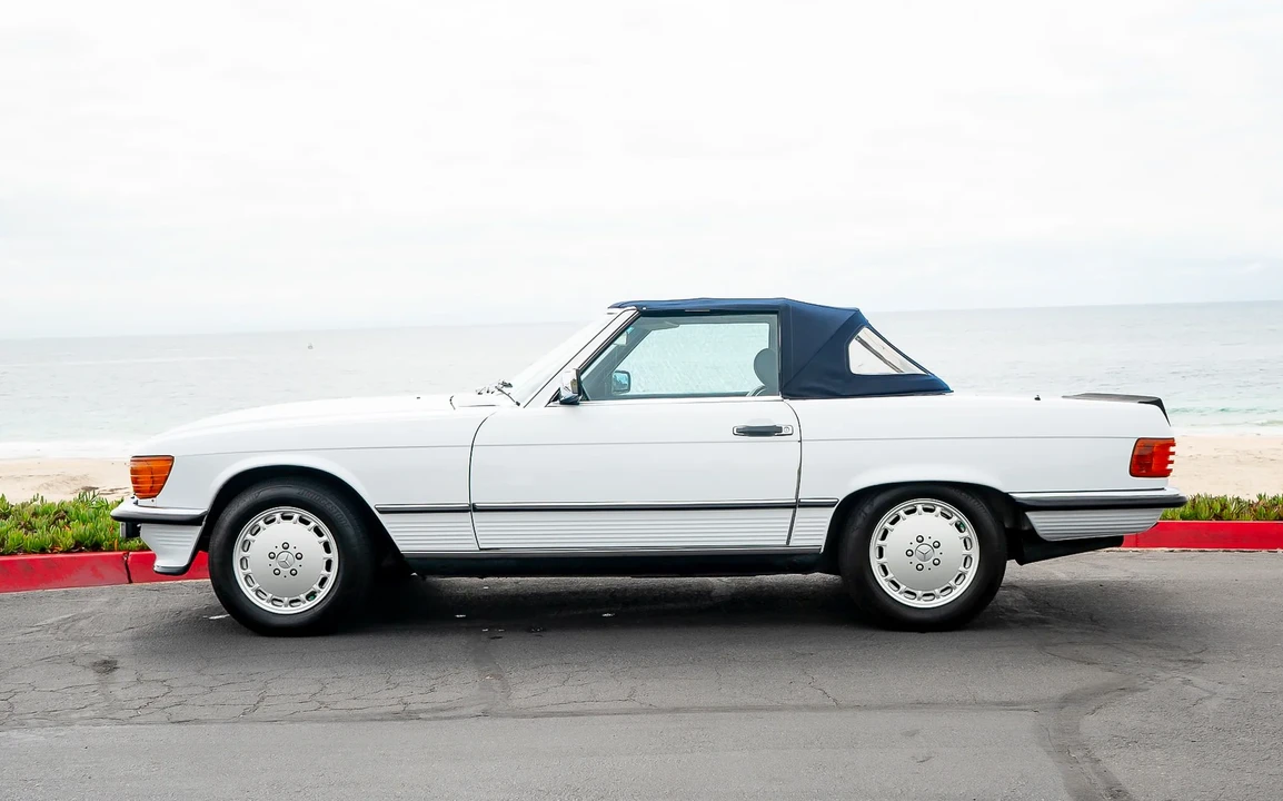 1986 Mercedes-Benz R107 SL-Class - Image 24 of 31