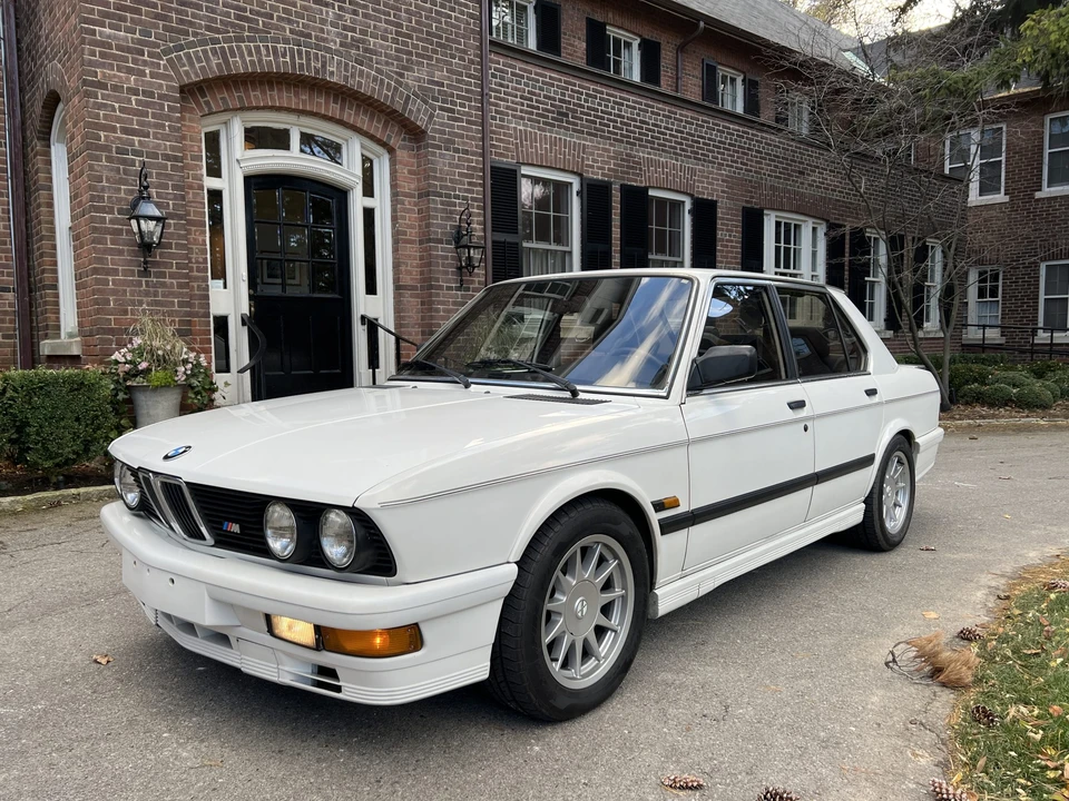 1987 BMW E28 5 Series - Image 2 of 31