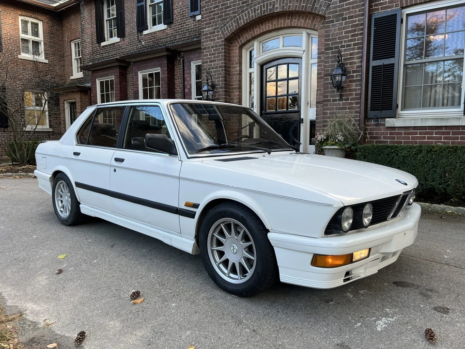 1987 BMW E28 5 Series - Image 11 of 31
