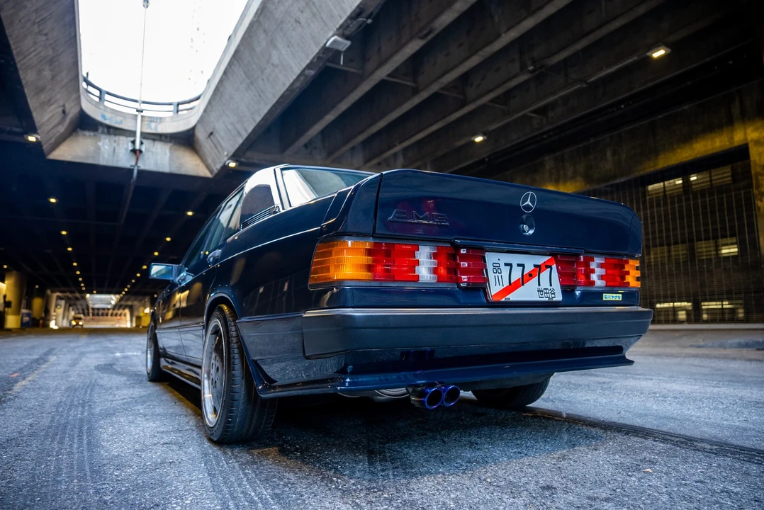 1987 Mercedes-Benz 190E - Image 11 of 31
