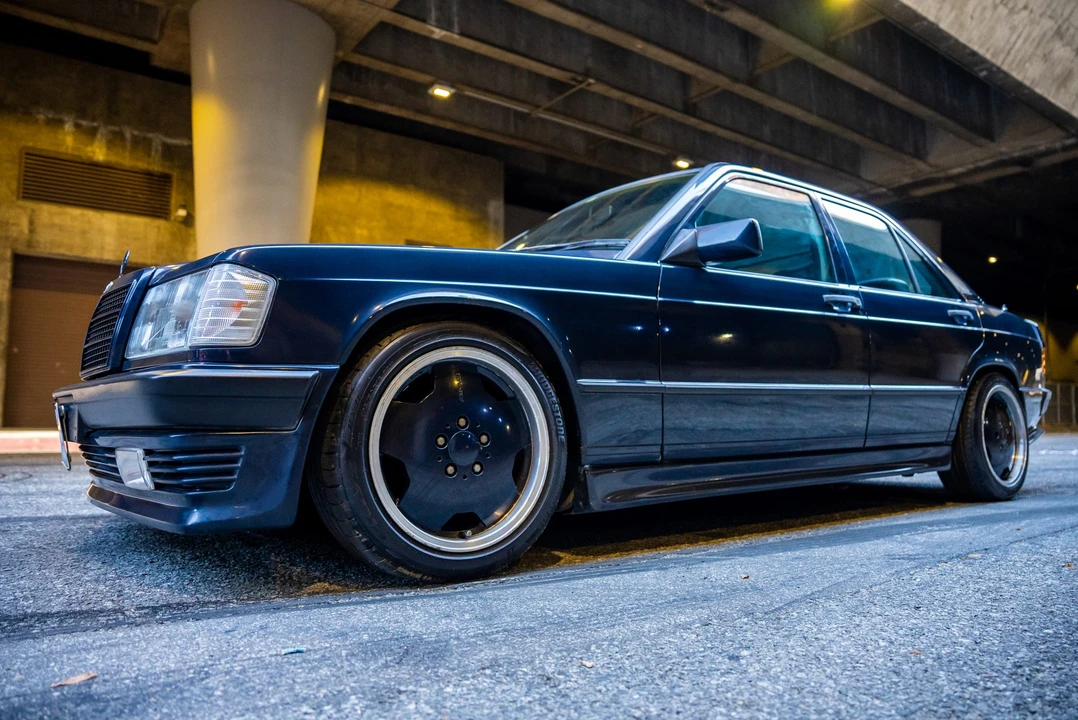 1987 Mercedes-Benz 190E - Image 6 of 31