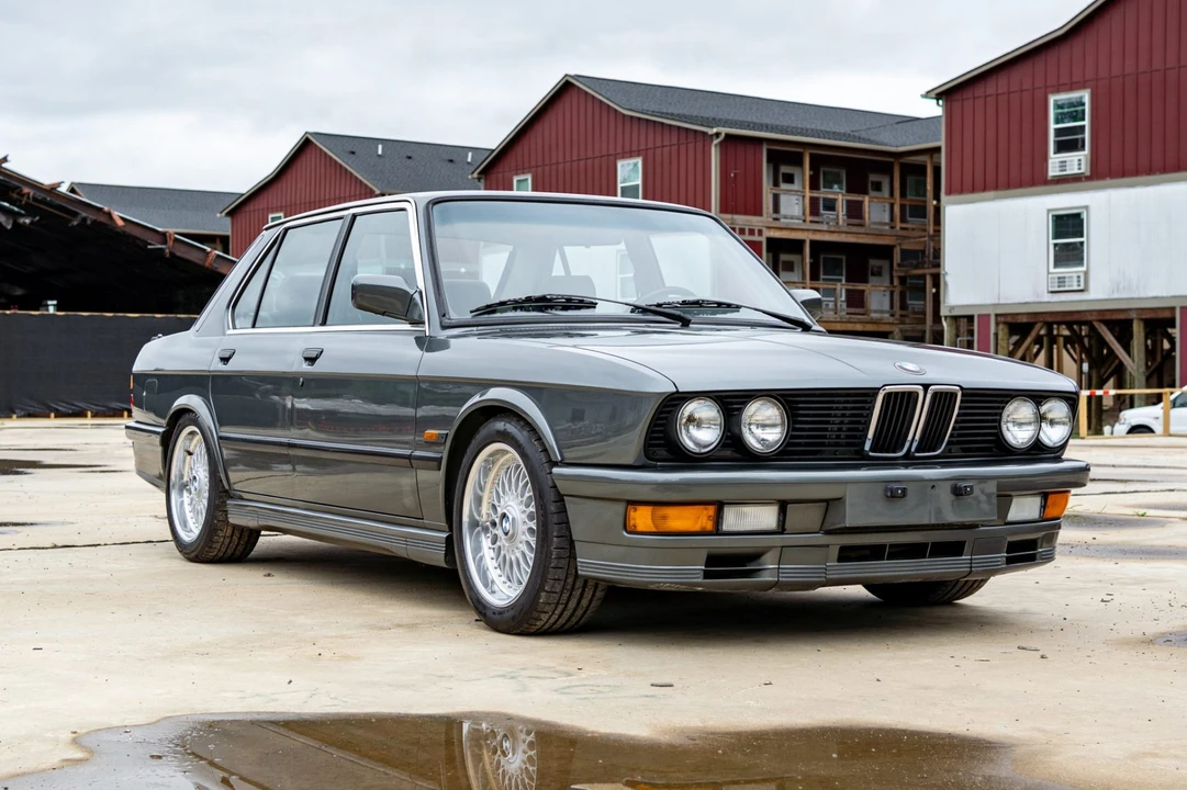 1988 BMW E28 5 Series - Image 1 of 31