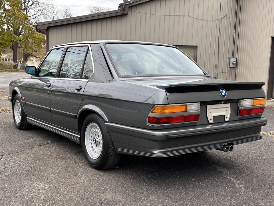 1988 BMW E28 5 Series - Image 11 of 31
