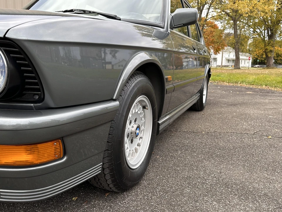 1988 BMW E28 5 Series - Image 28 of 31