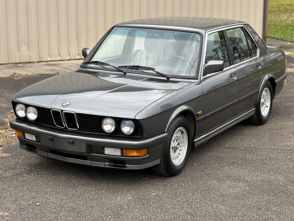 1988 BMW E28 5 Series - Image 2 of 31