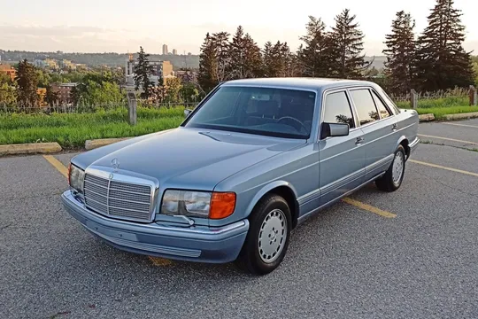 1988 Mercedes-Benz 560SEL