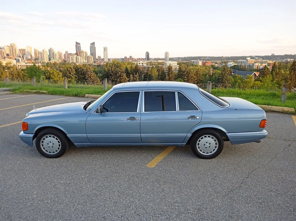 1988 Mercedes-Benz W126 S-Class Sedan - Image 10 of 31