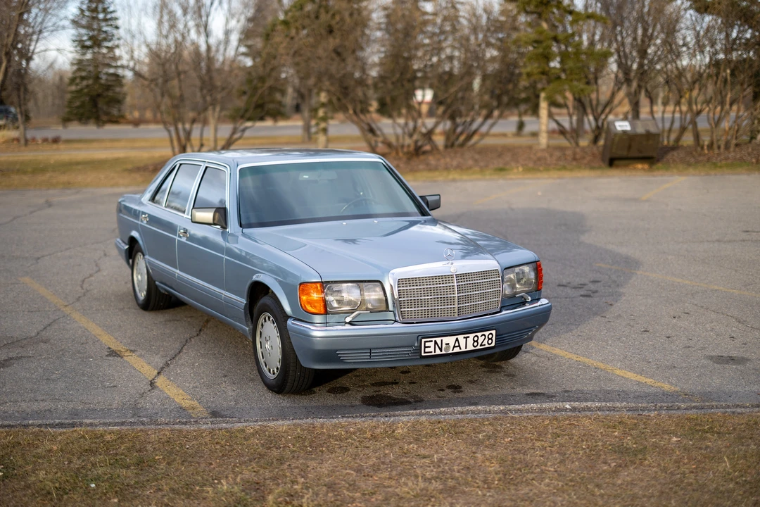 1988 Mercedes-Benz W126 S-Class Sedan - Image 4 of 31